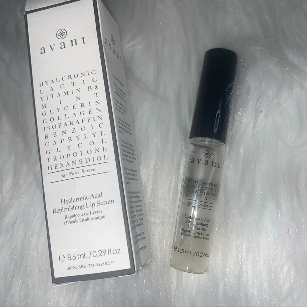 NIB Avant Hyaluronic Acid Replenishing Lip Serum